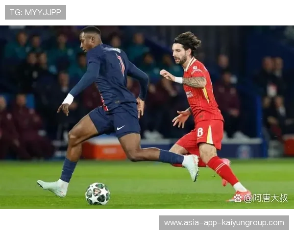 巴黎中场王者崛起，全球球迷为之惊叹